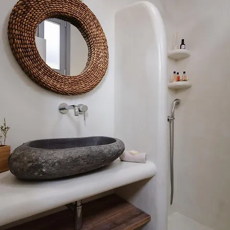 Karla, Beachside Bliss In * Agios Prokopios (Naxos)