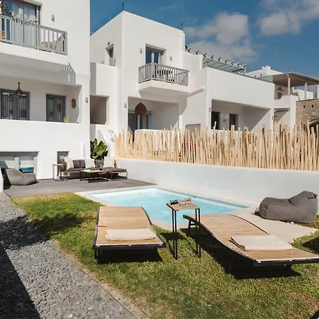 Karla, Beachside Bliss In *