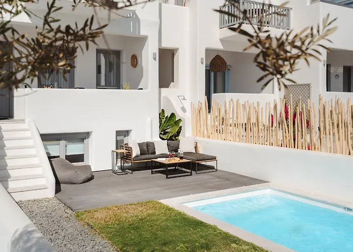 Karla, Beachside Bliss In Agios Prokopios (Naxos)